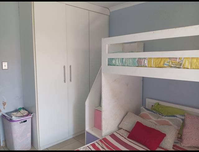 4 BEDROOM FREEHOLD FOR SALE IN DAWN PARK